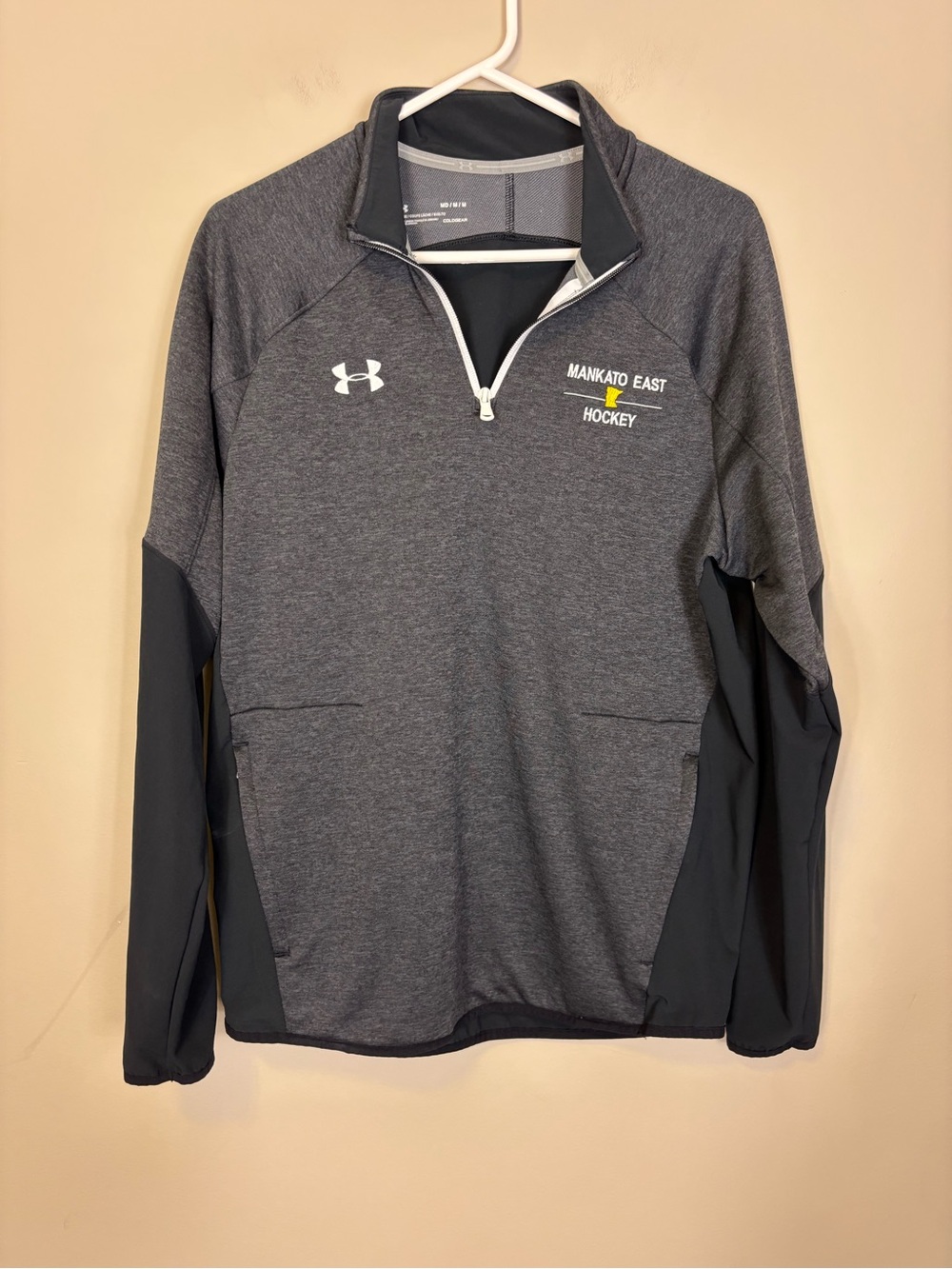 Under Armour Mankato East Hockey Gray Heather Quarter-Zip Pullover Medium